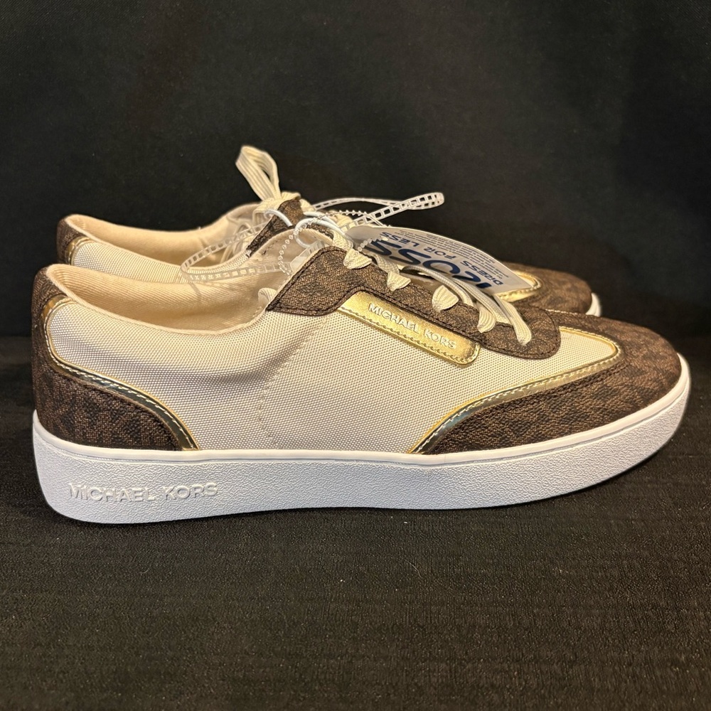 Michael Kors Women’s Designer Fashion Sneakers Size 8M NWOB - Picture 1 of 10